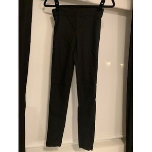 Olivaceous Black Legging